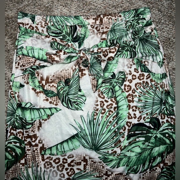 4X floral skirt - Picture 2 of 6